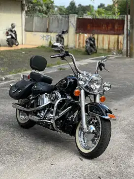 Harley Heritage softail