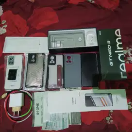 Realme Gt Neo 3 80w nitro blue like new garansi resmi panjang bukan 3t