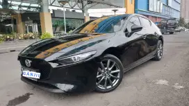 (Km 20rb) Grezz Mazda 3 Hatchback Skyaktive G AT 2020 Tgn1 DP cm 30 jt