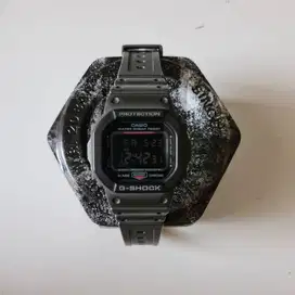 CASIO G-SHOCK DW-5610SU-8DR