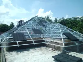 RENOVASI ATAP RUMAH BAJA RINGAN MURAH.