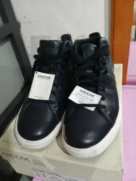GEOX vietnam size 44/29cm.
