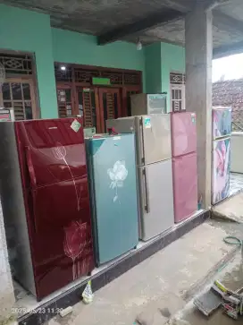 Jual kulkas 1 & 2 pintu juga melayani servis