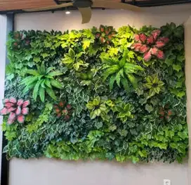 Pembuatan Vertical Garden Sintetis - Dekorasi Dinding Caffe