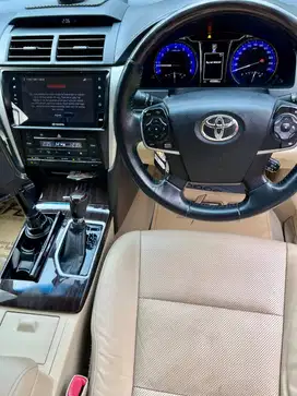 Camry 2.4 V Black mulus low KM