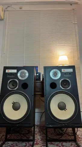 Jbl L112 speaker