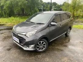 Low KM Daihatsu Sigra 1.2 R Deluxe Bensin-AT 2017 Abu-abu LVL
