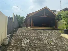 DI SEWAKAN TEMPAT USAHA DI NGALIYAN - SEMARANG BARAT