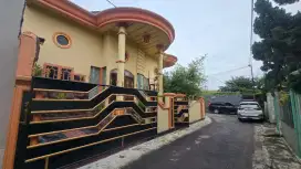 Dijual Cepat Rumah Pinggir Jalan