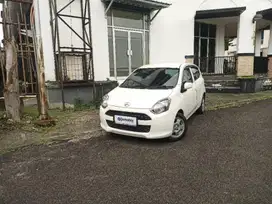 KM Rendah - DAIHATSU AYLA 1.0 M BENSIN M/T 2014 PUTIH