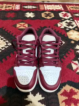 Nike Air Jordan 1 Low Cherywood Red/Grey Size 44