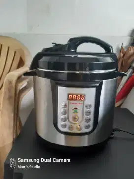 Pressure cooker Hakashima multifungsi