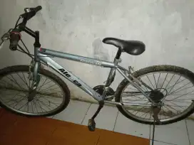 Jual sepeda gunung kondisi bekas