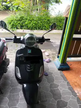 Vespa LX 125 i-Get tahun 2020