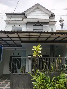 Dijual Rumah Nyaman dan Strategis di Kepanjen