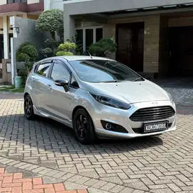 [KM 72RB] FORD FIESTA SPORT 2014