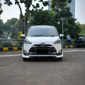 TOYOTA SIENTA Q CVT 2017 SIAP PAKAI DAN TERAWAT TDP MULAI 15 JT