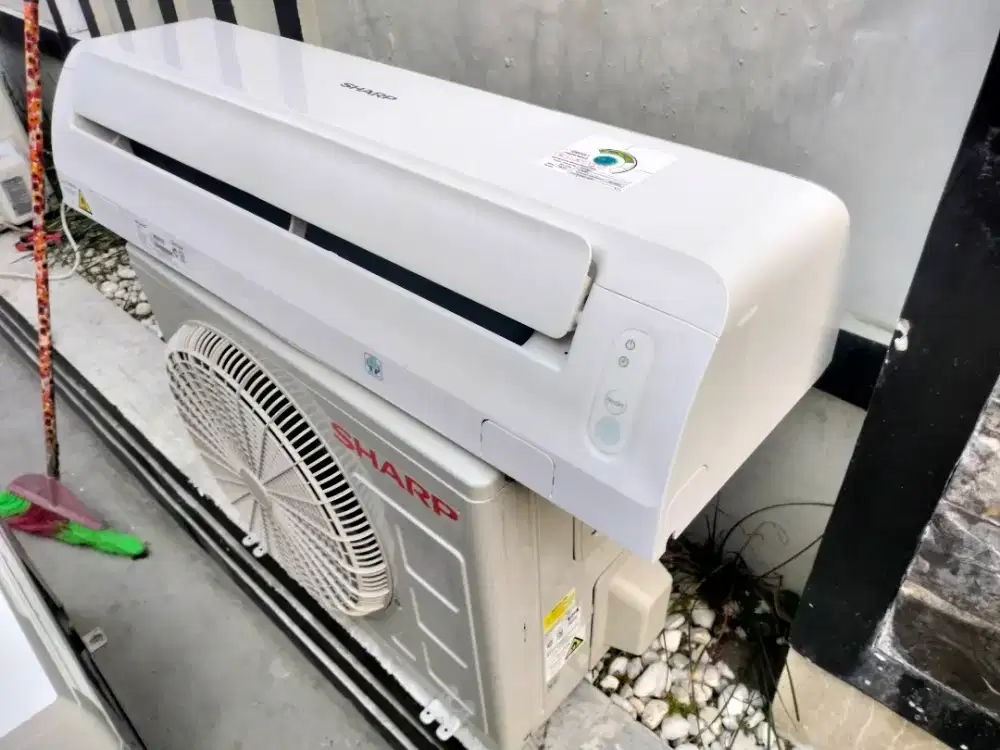 Menerima AC bekas dan  rusak