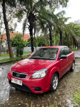 KIA RIO THN 2010