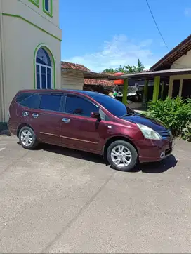 Dijual santai GRAND LIVINA 1,5 XV 2011