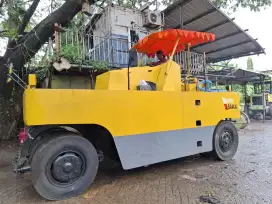 TIRE ROLLER SAKAI TS150