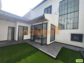 Di Sewakan Rumah cantik Bersih dan Rapih di Citra Grand