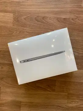 Macbook Air M1 8/256GB BNIB Resmi
