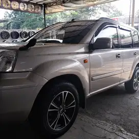 Nissan X-Trail 2005 Bensin