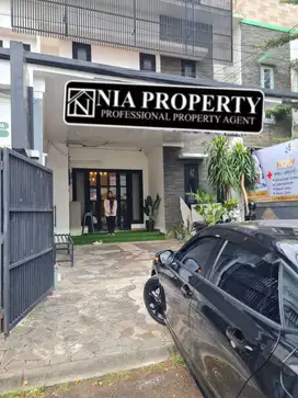 Dijual Rumah Boulevard Cocok Untuk Usaha di Cibubur Country