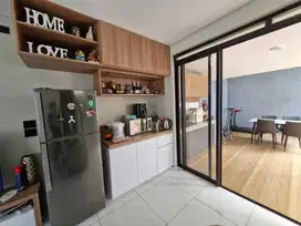 Jual Rumah Bagus Full Furnish di Kota Baru Parahyangan, Punawangi