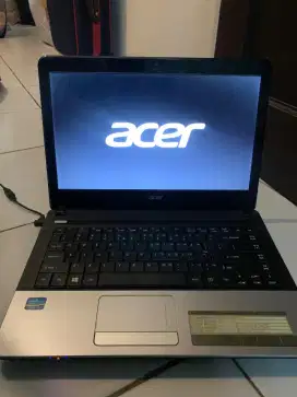 Laptop Acer Aspire E1