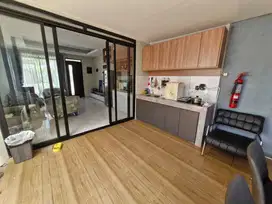 Jual Rumah Bagus Full Furnish di Kota Baru Parahyangan, Punawangi