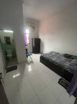 KOST-AN AMAN BERSIH DI KEBAGUSAN PASAR MINGGU JAKARTA SELATAN