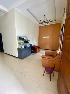 MURAH, HITUNG TANAH, Rumah Kupang Indah Surabaya Dkt satelit