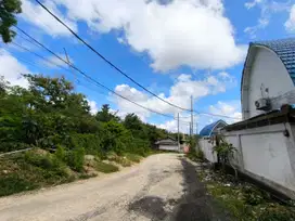Tanah didekat Kompel Rusia, Ungasan