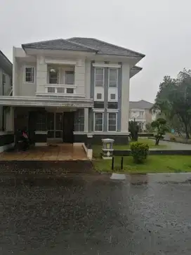 Rumah Hoek Siap Huni di Kota Wisata Cibubur