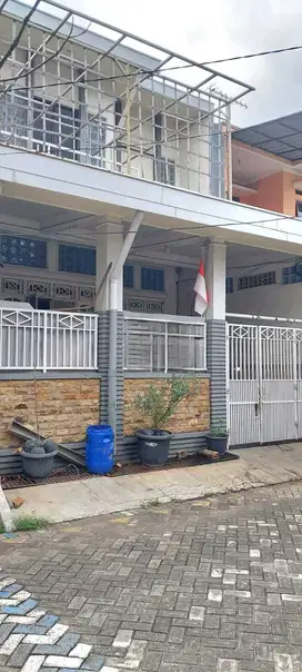 Dijual Rumah 2 Lantai di Kota Mandiri Harapan Indah Bekasi