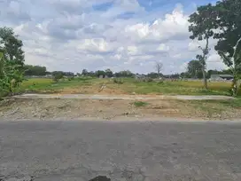 Tanah Kering Siap Bangun Sudah Urug Padat di Solo Baru