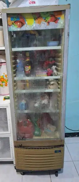 Kulkas minuman 5 rak RSA