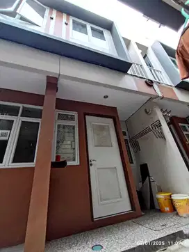 jual rumah bagus minimalis di kemayoran