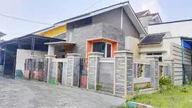 Rumah Cluster Bagus Strategis Wirun Mojolaban Sukoharjo