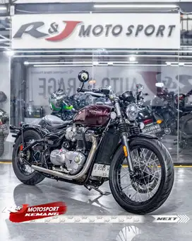 (BPKB & STNK) LOW KM 5000 Triump Boober bonevile 1200 Nik 2018