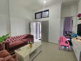 Dijual Murah Komplek Suluh Town House