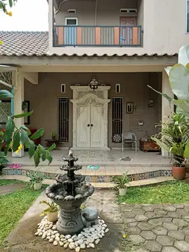 Rumah Asri dekat Perumahan The Address Cibubur