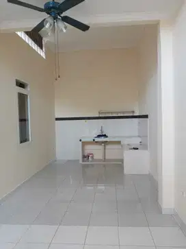 Disewakan Rumah 1 Lantai Minimalis Lippo Cikarang, Only 28 Juta/Tahun