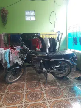 Honda GL100 basic tiger 2004