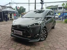 SUPER SALE! Pajak Panjang TDP 10JT Toyota Sienta 1.5 Q-AT 2019 Abu