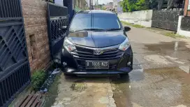 Calya G 2022 AT Matic