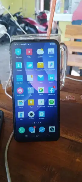 Android Vivo v15 ram besar lancar
