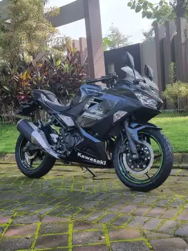 Kawasaki New Ninja 250 FI 2 Cylinder Odo 600 Perak Koko Motor